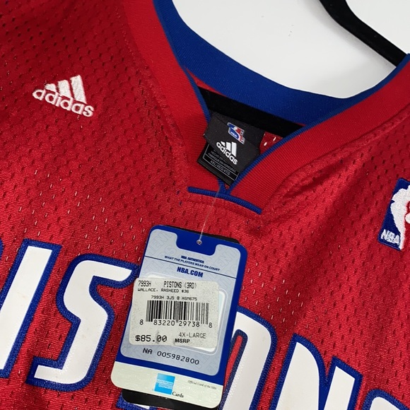 Detroit Pistons Wallace #36 Jersey - Picture 4 of 5